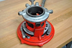 Ручная резьбонарезная головка Ridgid 65R-TC (NPT)