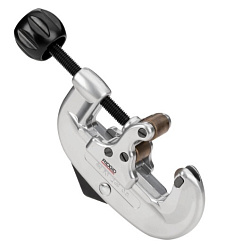 Труборез Ridgid 20 для труб с винтовой подачей Труборез Ridgid 20 для труб с винтовой подачей