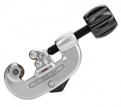 Труборез Ridgid 10 для труб с винтовой подачей Труборез Ridgid 10 для труб с винтовой подачей