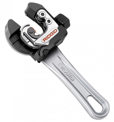 Мини-труборез Ridgid 118 с автоподачей